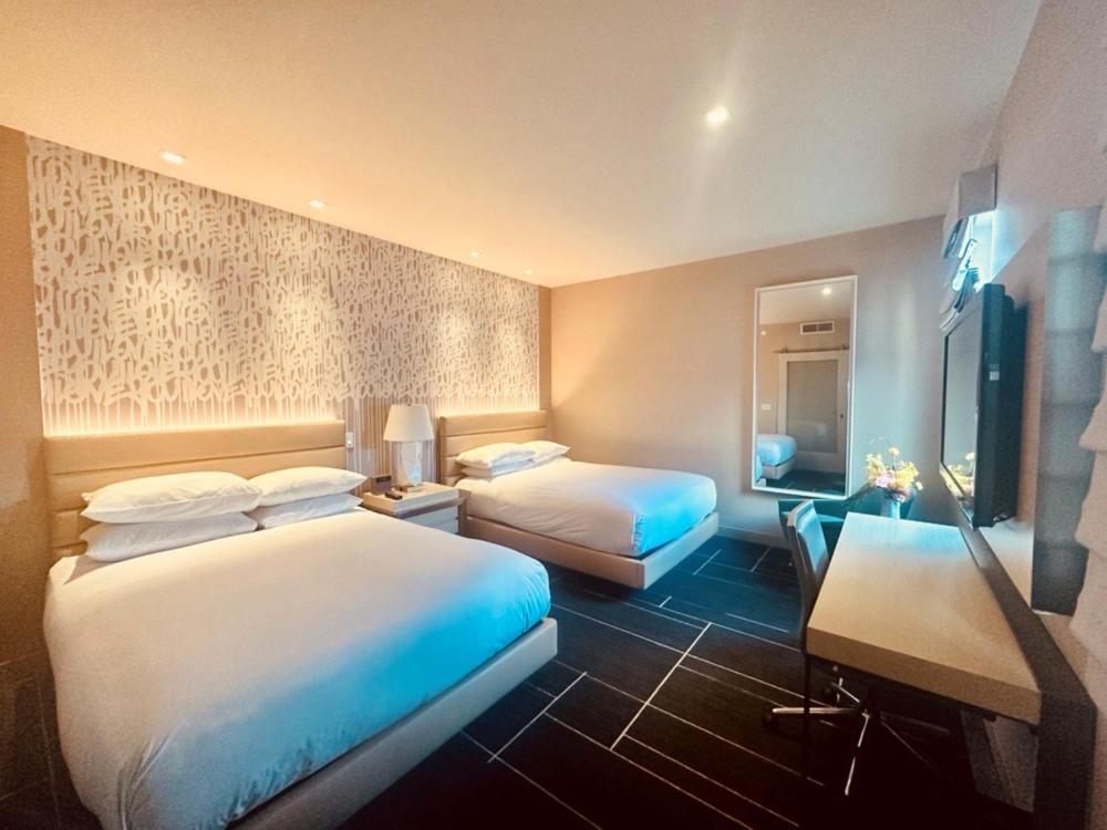 Kimpton Hotel Wilshire by IHG